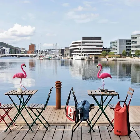 Moxy Hotell 4*